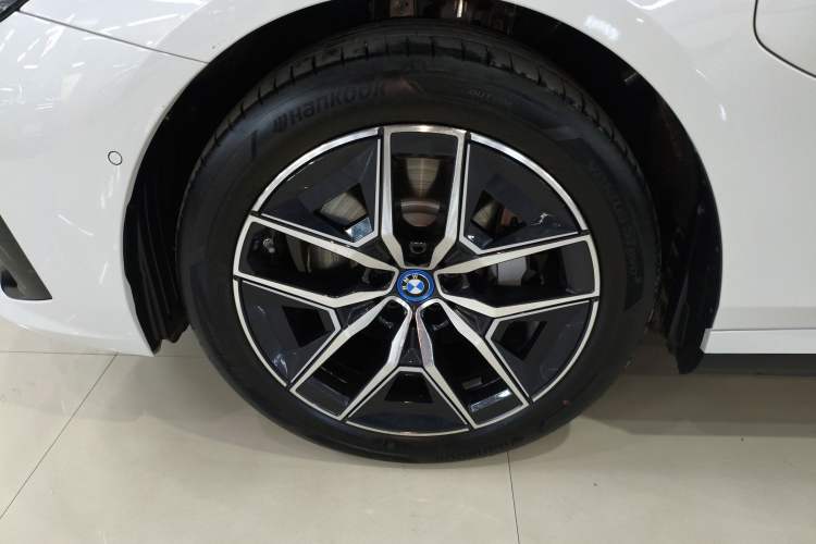 Used BMW i5 2025 eDrive 40L M Sport Package
