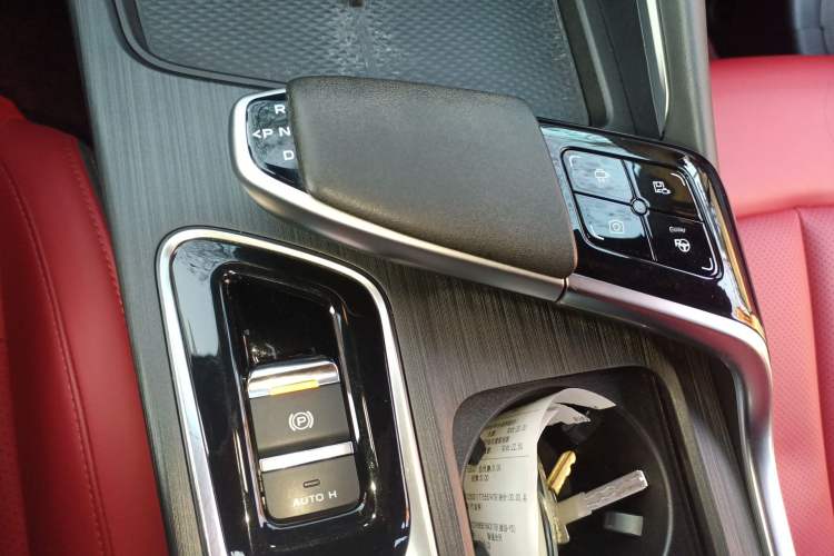 Used CHANGAN UNI-T 2020 1.5T Flagship Version Gear Lever