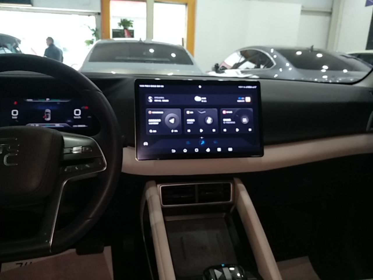BYD Yuan UP 2024 401KM Beyond Edition — снимка 15