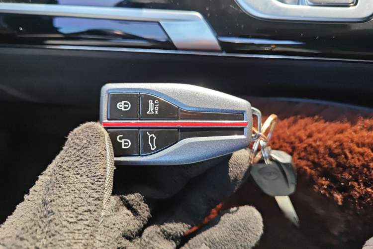 Used Hongqi HS5 2019 2.0T Smart Connect Flagship Edition Vehicle Key