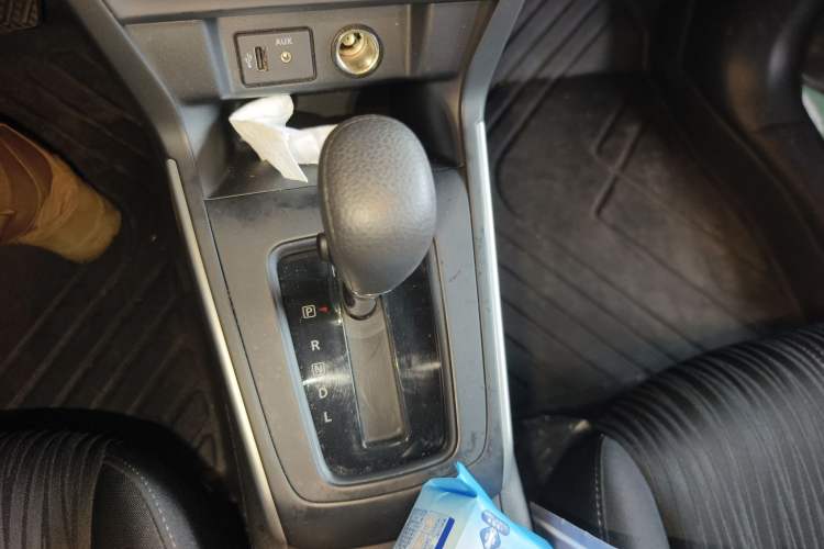 Used Nissan Sylphy 2022 Classic 1.6XE CVT Comfort Edition Gear Lever