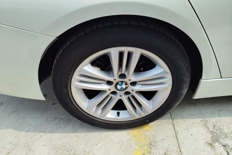 Used BMW 3 Series 2017 320Li Fashion Model
