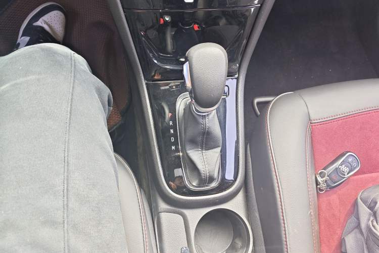 Used Buick Encore 2017 18T Automatic Two-Wheel Drive Urban Elite Model