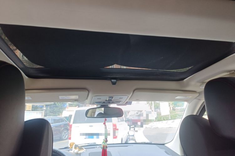 Used Land Rover Freelander 2 2011 3.2L China Red Limited Edition
