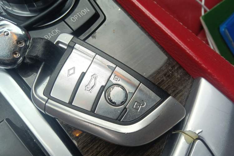 Used BMW 7 Series 2011 730Li Elegant Model Vehicle Key