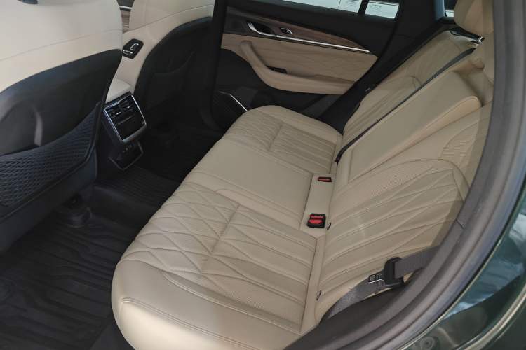 Used Geely Auto Monjaro L 2025 Dongfang Yao 2.0TD Automatic All-Wheel-Drive Wangyue Edition
