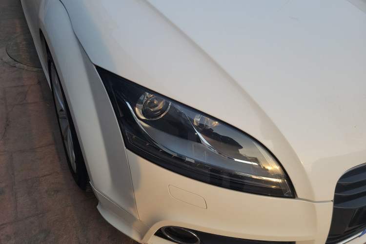Used Audi TT 2013 TT Coupe 45 TFSI White Classic Edition