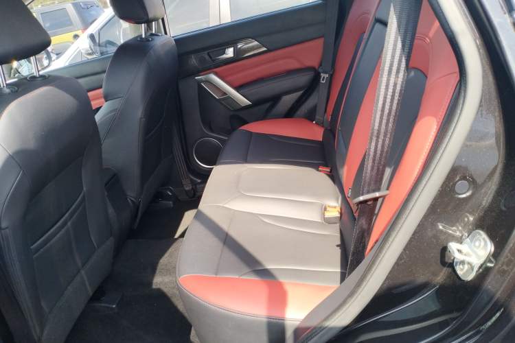 Used Haval H2 2017 Blue Label 1.5T Manual Two-Wheel Drive Luxury Model