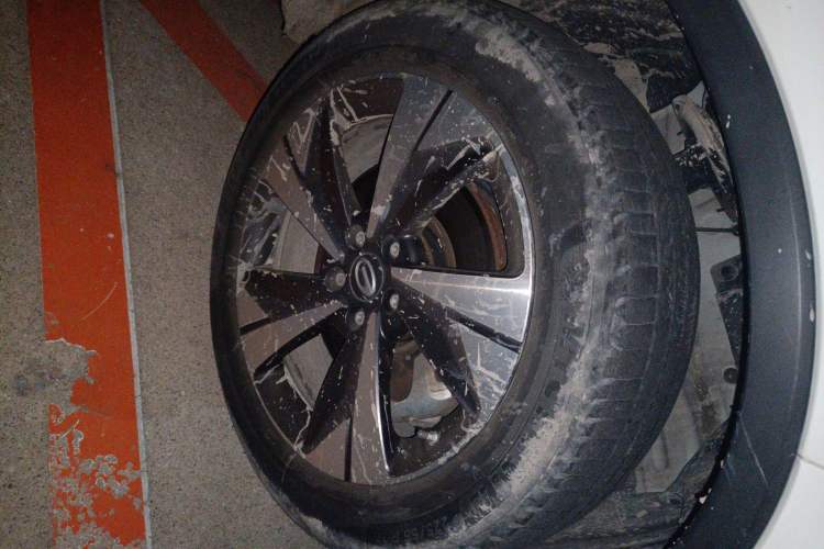 Used GAC Trumpchi GS4 New Energy 2020 1.5T PHEV Deluxe Edition Exterior 7