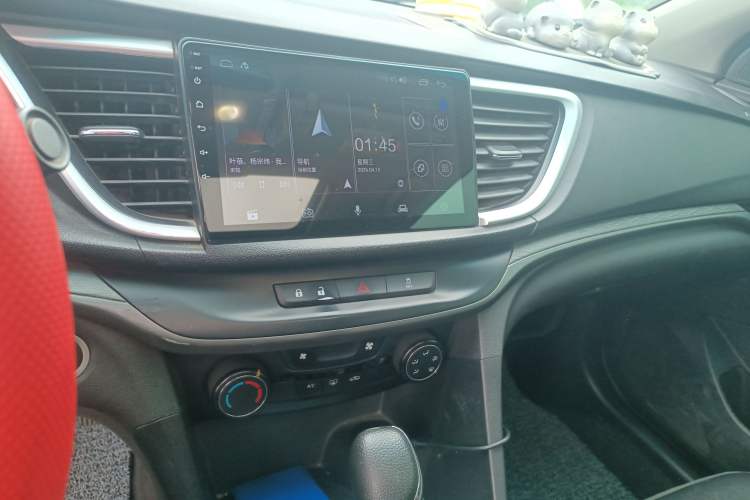 Used Buick GT 2018 18T Automatic Elite Model Audio And AC Panel