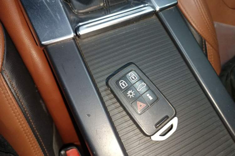 Used Volvo S60 2016 S60L T5 Intelligent Drive Edition Vehicle Key