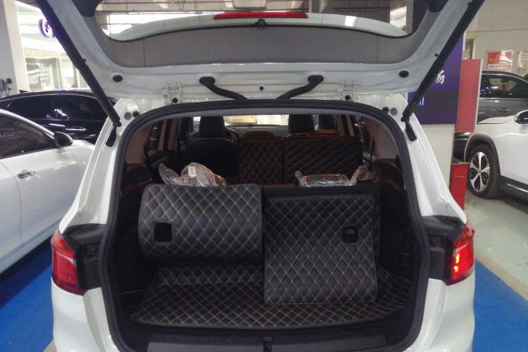 Used BMW 2 Series Gran Tourer 2019 220i Leading Model Trunk