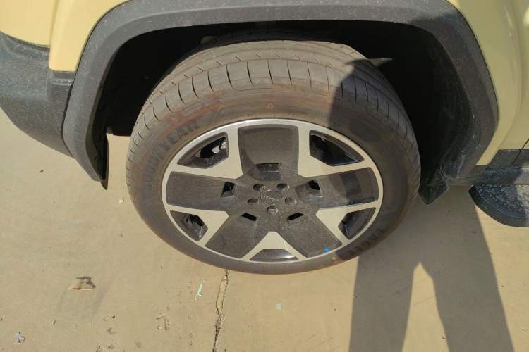 Used iCAR V27 2026 Model 200KM Four-Wheel Drive Falcon 700 Exterior 4