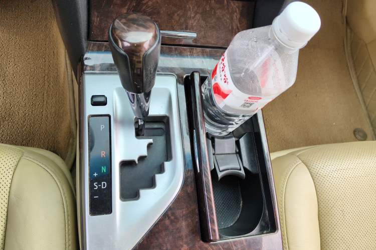 Used Toyota Camry 2015 2.0G Premier Edition
