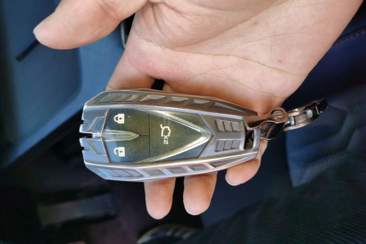 Used CHANGAN UNI-T 2022 1.5T Prestige Version Vehicle Key