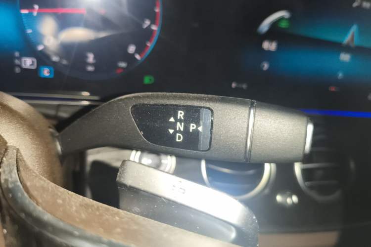 Used Mercedes-Benz E-Class 2023 E 260 L Gear Lever