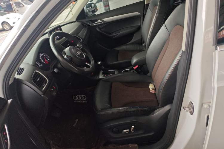 Used Audi Q3 2017 35 TFSI Fashion Model
