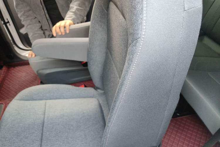 Used Wuling Hongguang New Energy 2025 Extended-Range Hybrid 50KM Comfort Version
