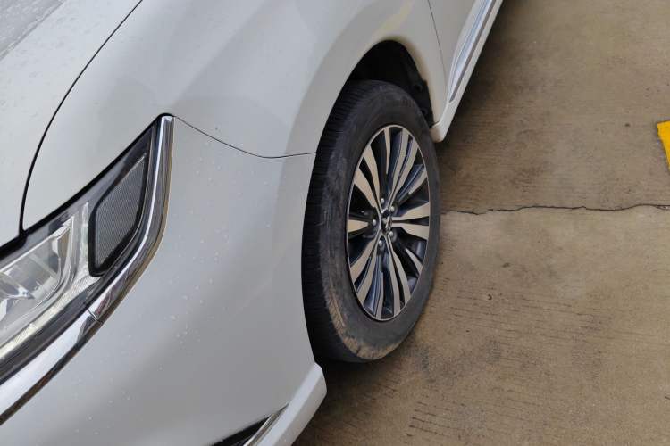 Used Mitsubishi Outlander 2021 Revised Version 2.0L Two-Wheel Drive Enjoyment Edition 5 Seats