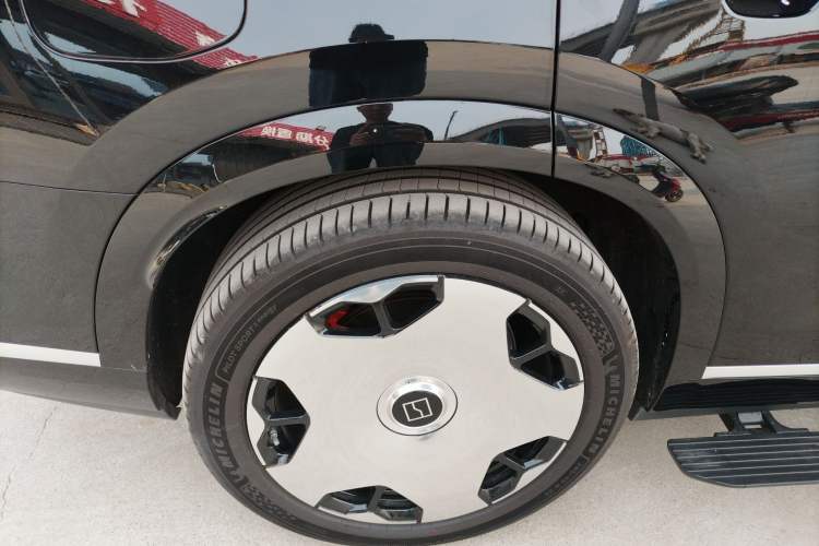 Used Zeekr 9X 2025 Ultra Edition Exterior 5