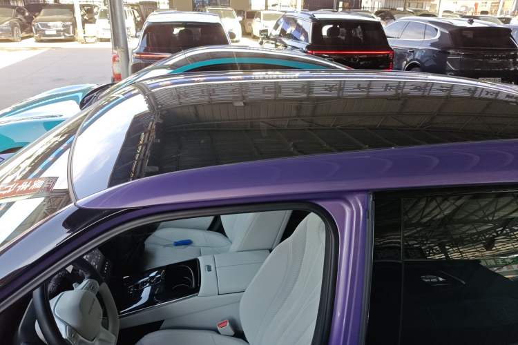 Used Honda P7 2025 Four-Wheel Drive Long-Range Max Roof