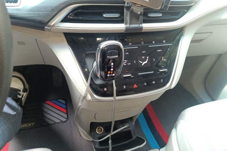 Used Buick GL8 2023 ES Lu Zun Comfort Model
