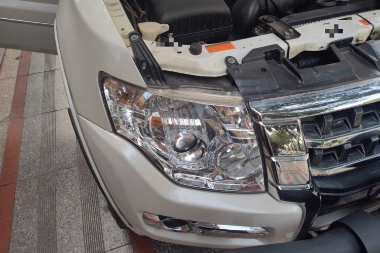 Used Mitsubishi Pajero 