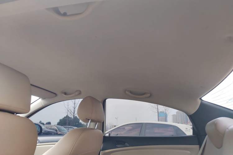 Used Hyundai Verna (older generation) 2014 1.4L Automatic Fashion GS Model