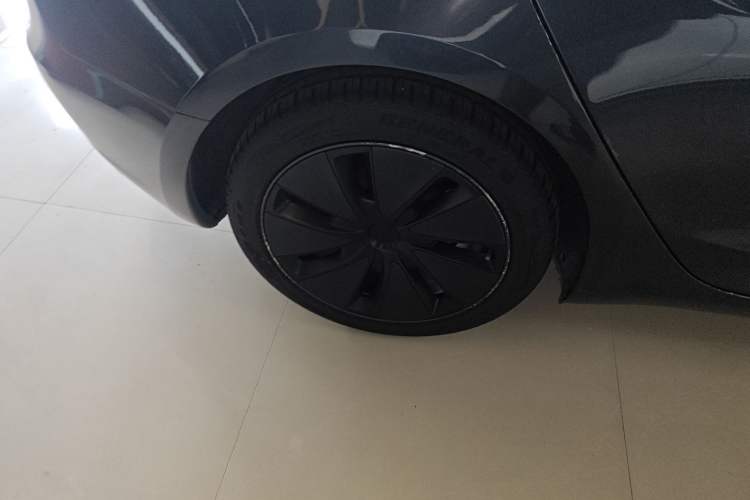 Used Tesla Model 3 2023 Rear-Wheel-Drive Version