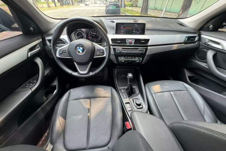 Used BMW X1 2018 sDrive18Li Fashion Model Center Console
