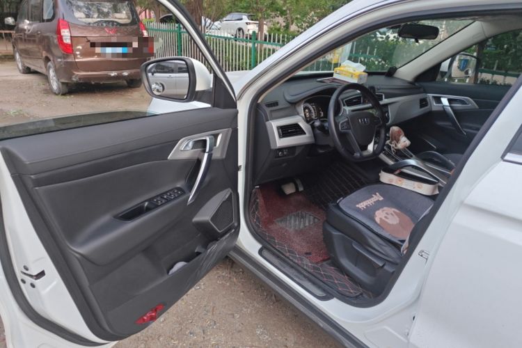 Used Geely Auto Emgrand X7 Sport 2016 1.8TD Automatic Smart Connectivity Version