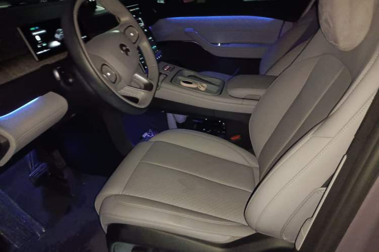 Used Nio EC6 2023 75 kWh