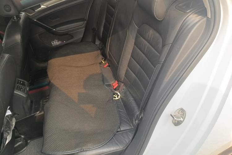 Used Volkswagen Golf 2016 230TSI Automatic Luxury Version
