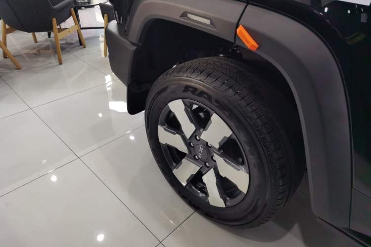 Used BAIC Off-Road BJ40 Electric Drive 2025 Advanced Edition
