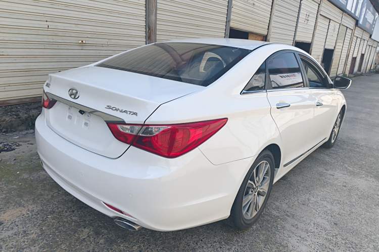 Used Hyundai Sonata 2015 Classic 2.0L Automatic Luxury Edition
