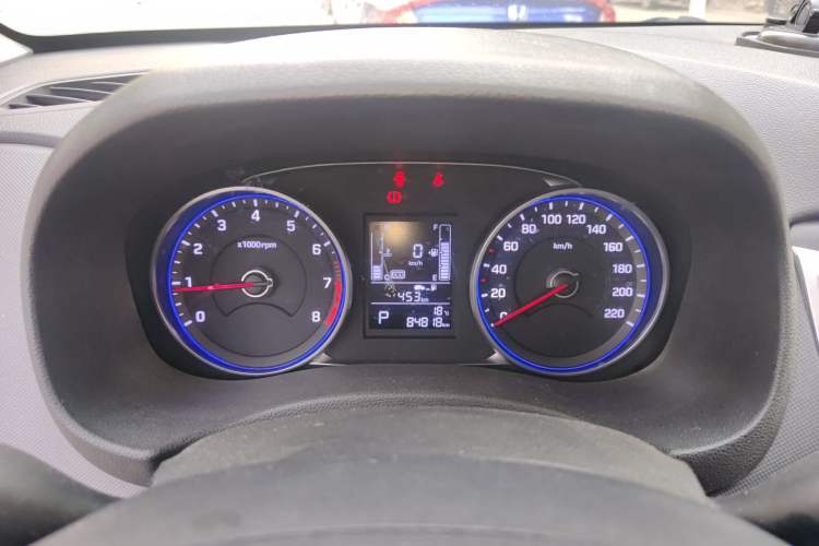 Used Hyundai ix25 2017 1.6L Automatic Smart Version Instrument Cluster