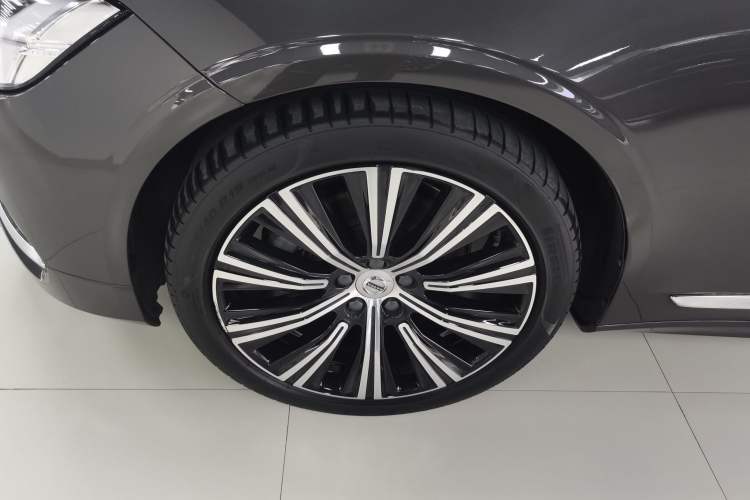 Used Volvo S90 2023 B5 Zhiyuan Luxury Edition
