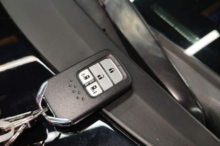 Used Honda Elysion 2016 2.4L Luxury Edition