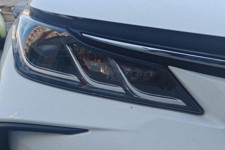 Used Toyota Corolla 2021 Dual-Motor 1.8L E-CVT Elite Edition