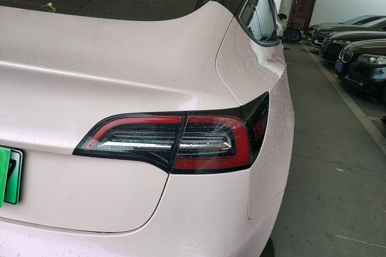 Used Tesla Model 3 2022 Rear-Wheel-Drive Version Right Rear Taillight