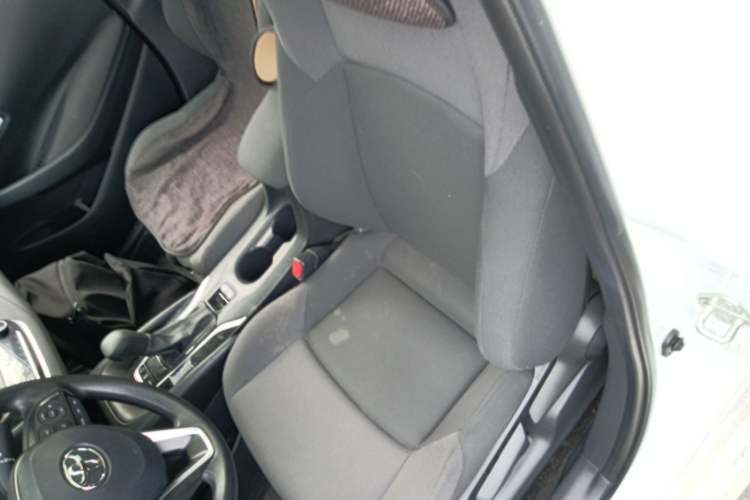 Used Toyota Levin 2019 185T CVT Luxury Edition China VI Standard