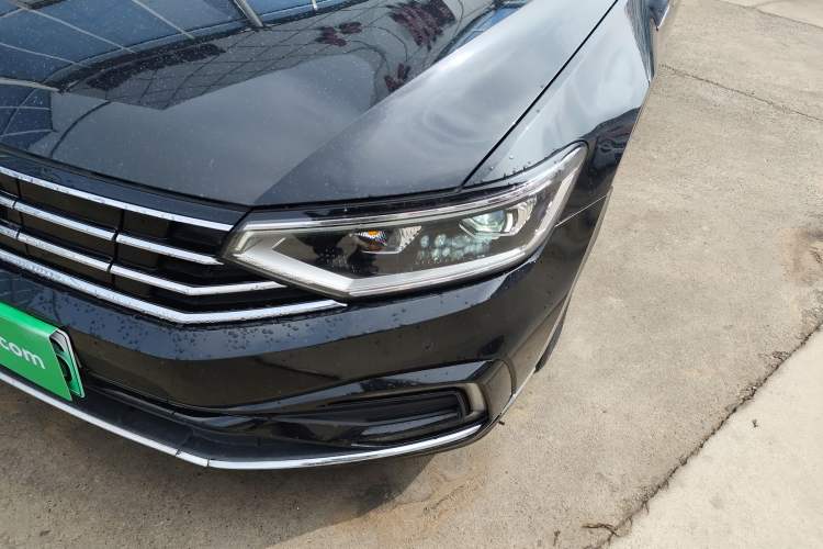 Used Volkswagen Magotan GTE Plug-in Hybrid 2022 GTE Luxury Model Left Front Headlight