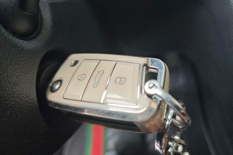 Used Volkswagen Lamando 2017 230TSI DSG Fashion Edition
