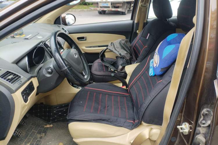 Used Chery E3 2015 1.5L Manual ZhiShang Model
