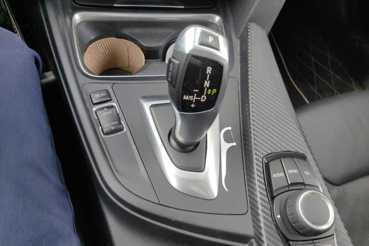 Used BMW 3 Series 2014 320i Sport Edition