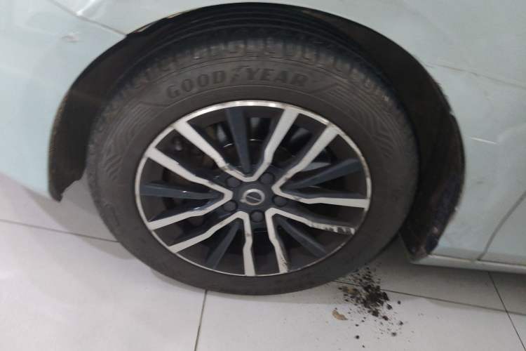 Used Volvo V40 2017 T3 Zhiyi Edition Left Front Wheel Hub