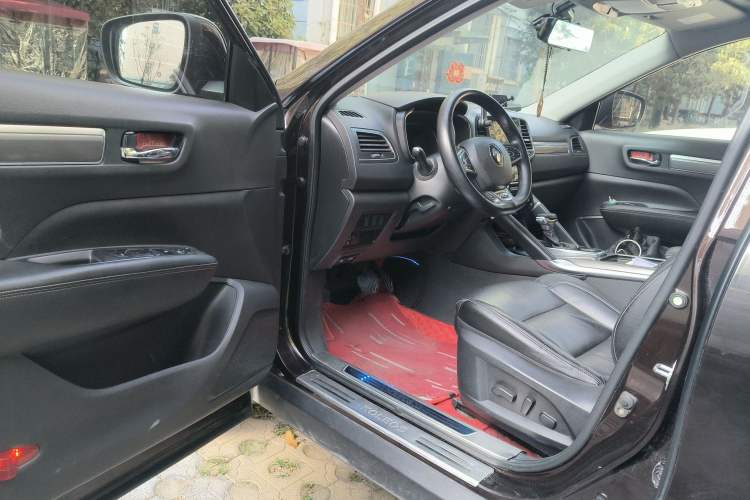 Used Renault Koleos 2017 2.0L Two-Wheel Drive Luxury Edition
