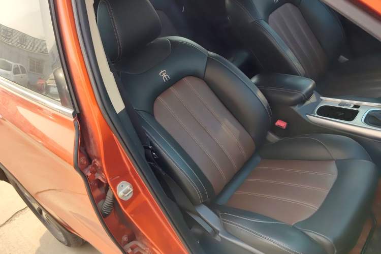 Used BYD Song 2016 GaiShi Edition 1.5TID Automatic Elite Model
