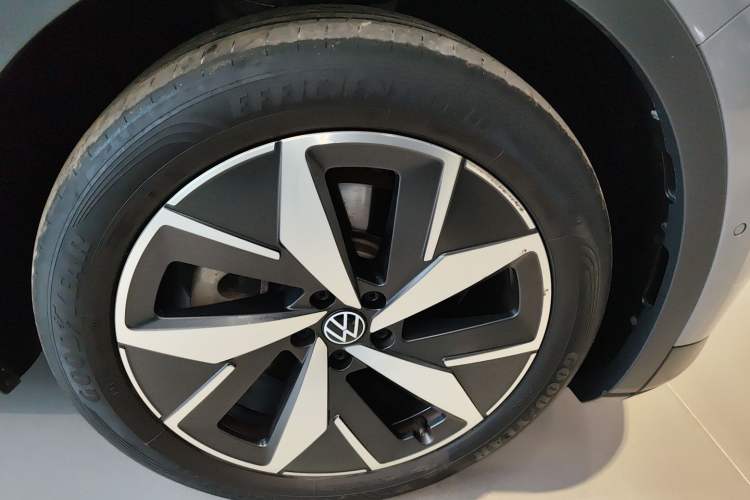 Used Volkswagen ID.4 CROZZ 2022 Long-Range Lite PRO Edition
