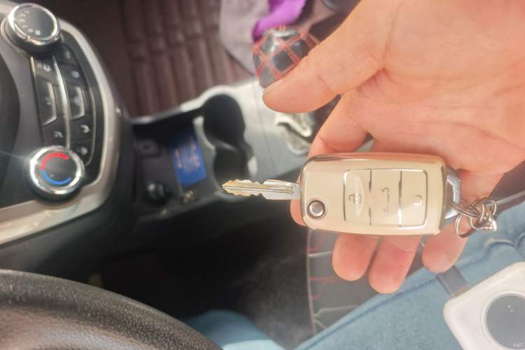 Used CHANGAN Benni 2015 1.4L Manual Luxury Model China V Standard